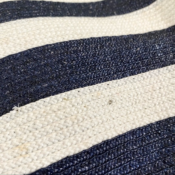 Authentic Vintage Chanel Navy and White Striped Saucer Hat w Box - Picture 11 of 11